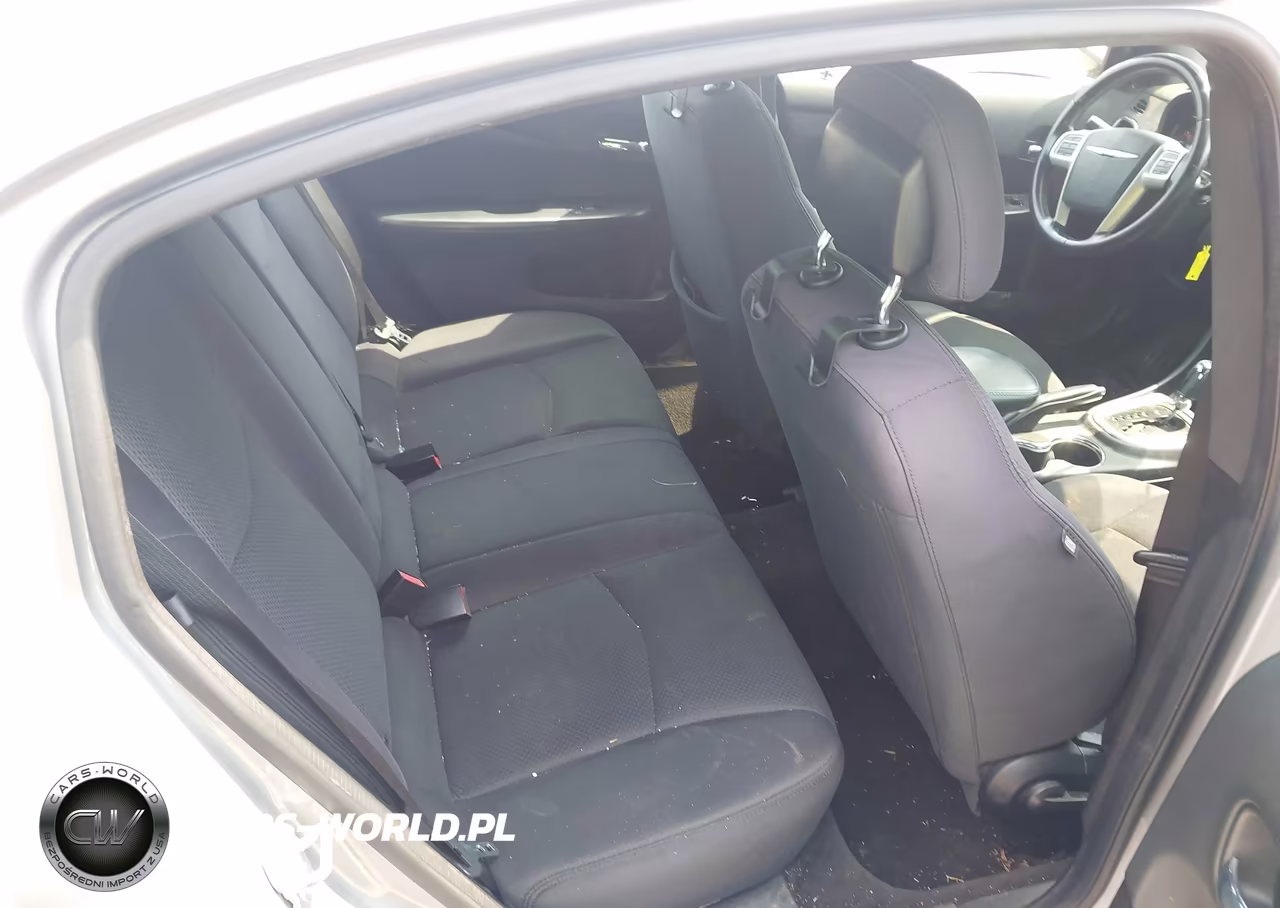 2014 Chrysler 200 Touring VIN:1C3CCBBB0EN198110 - 8