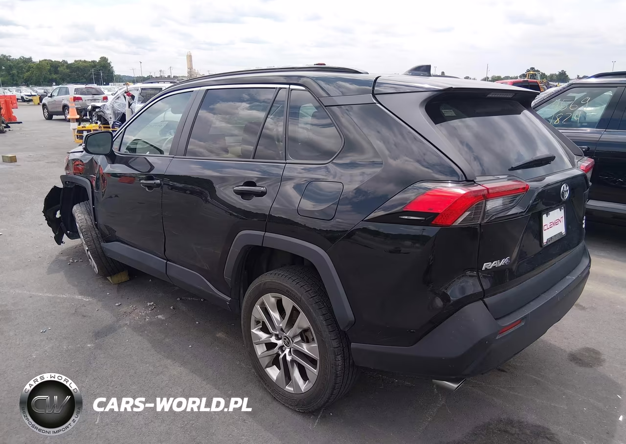 2021 Toyota Rav4 Xle Premium VIN:2T3A1RFV0MW231166 - 3