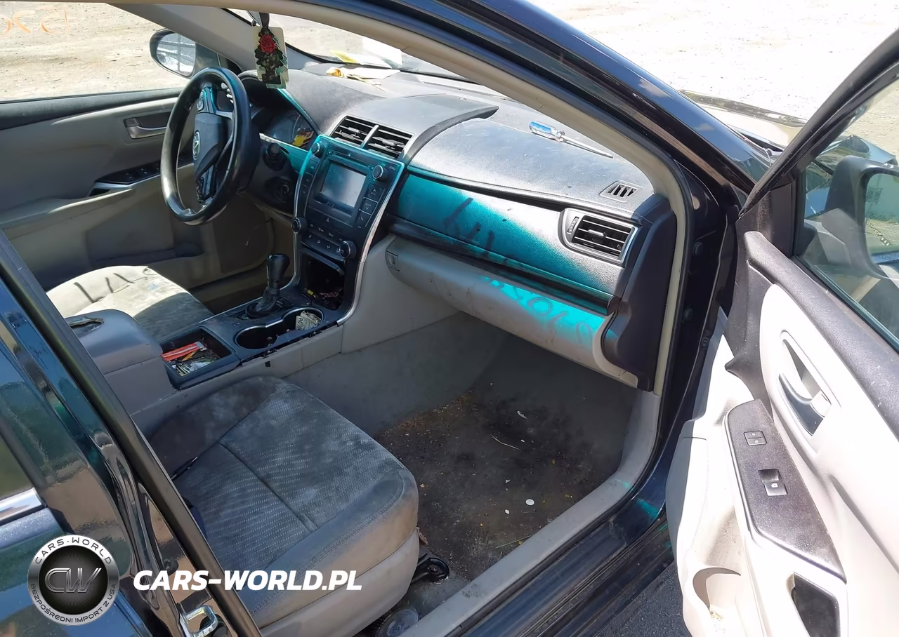2015 Toyota Camry Le VIN:4T1BF1FK0FU072609 - 5