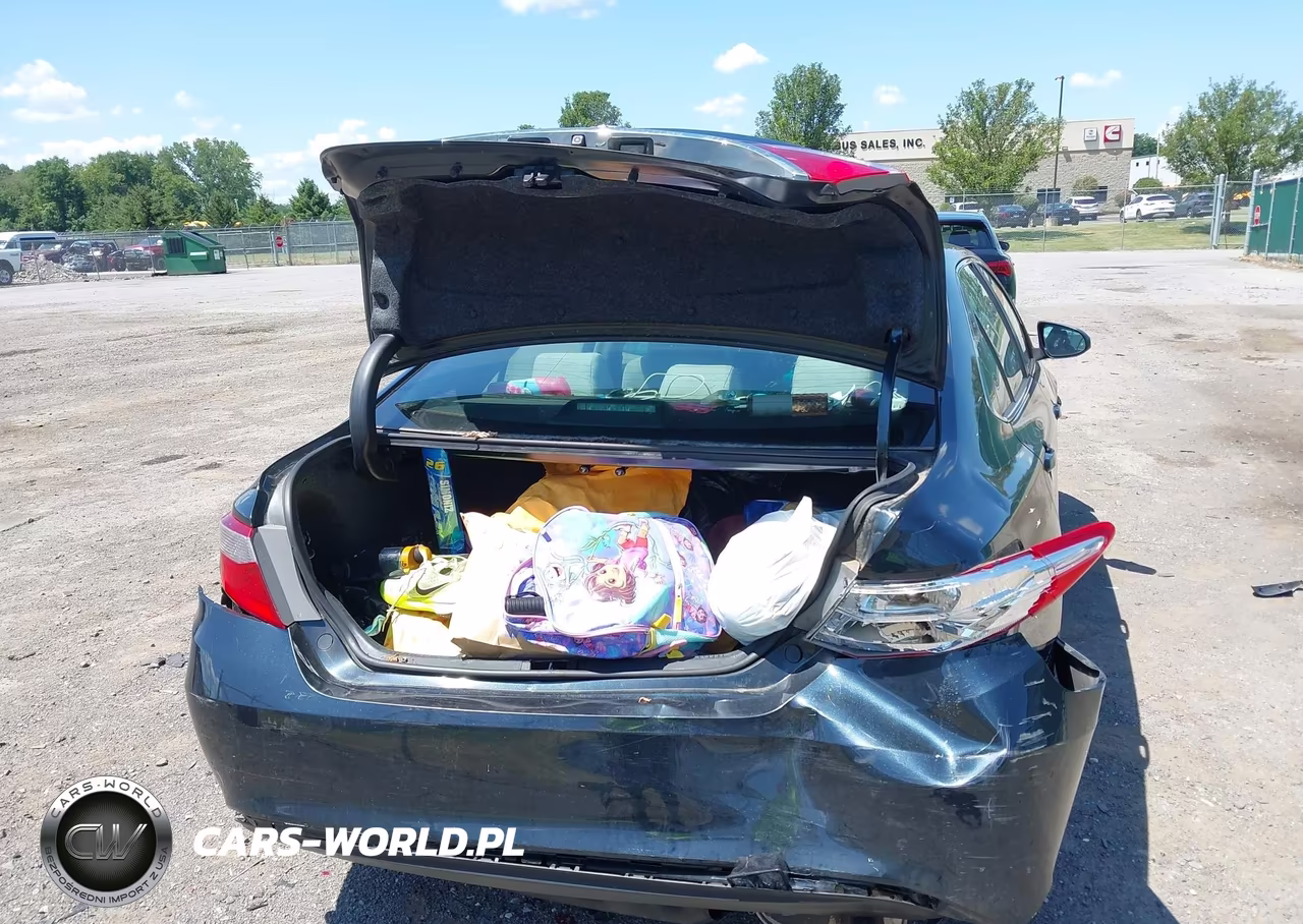 2015 Toyota Camry Le VIN:4T1BF1FK0FU072609 - 6