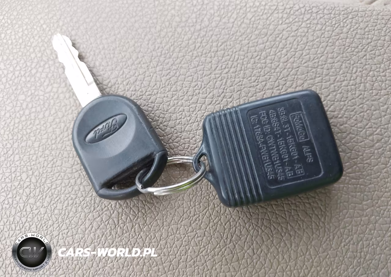 2010 Ford Explorer Eddie Bauer VIN:1FMEU7EE1AUA78364 - 11