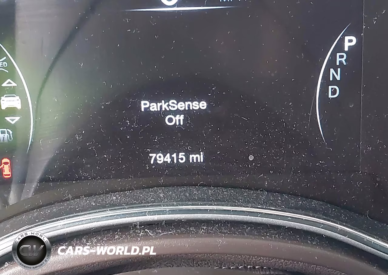 2018 Jeep Grand Cherokee Overland 4X2 VIN:1C4RJECG0JC407097 - 15