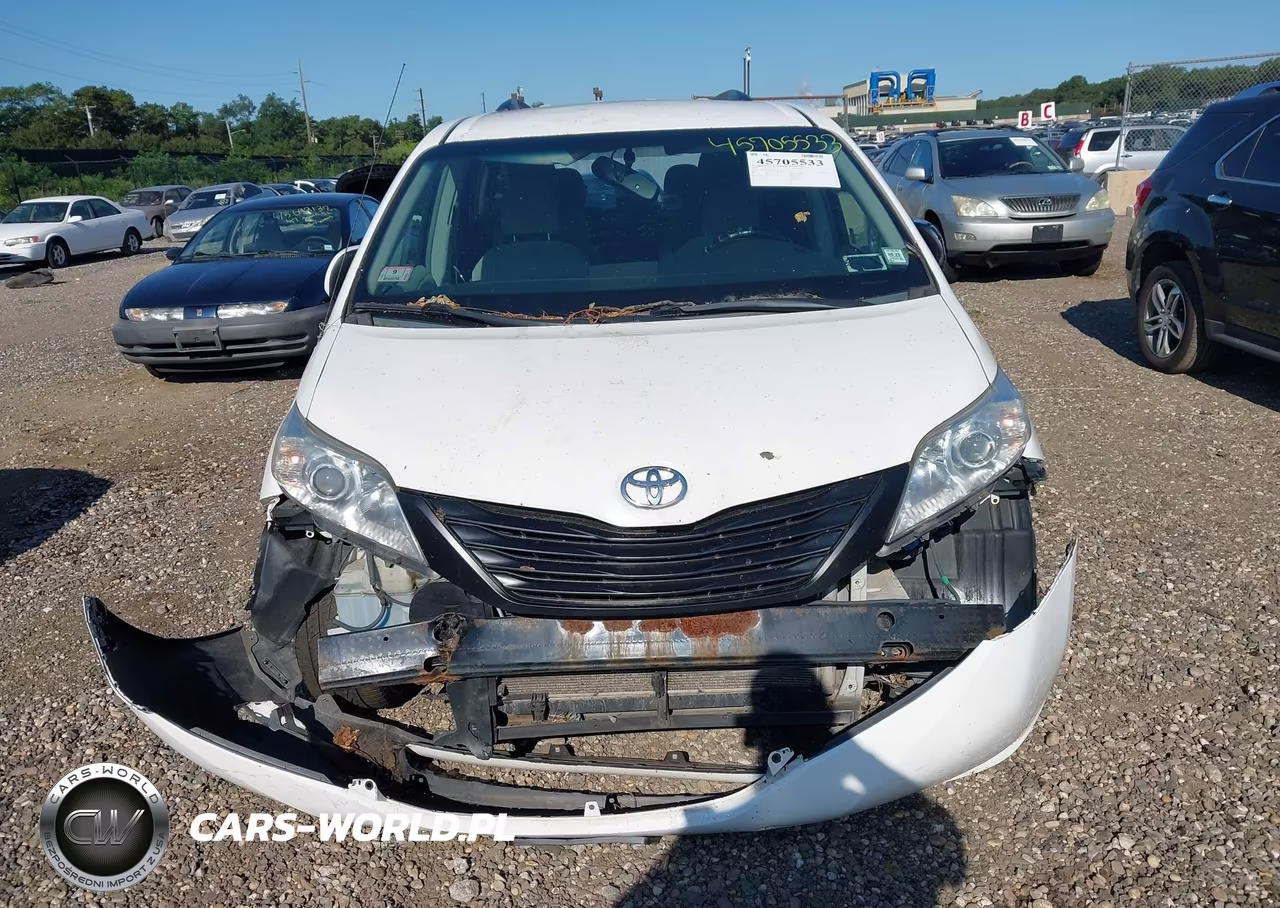 2013 Toyota Sienna Le V6 8 Passenger VIN:5TDKK3DCXDS323001 - 12