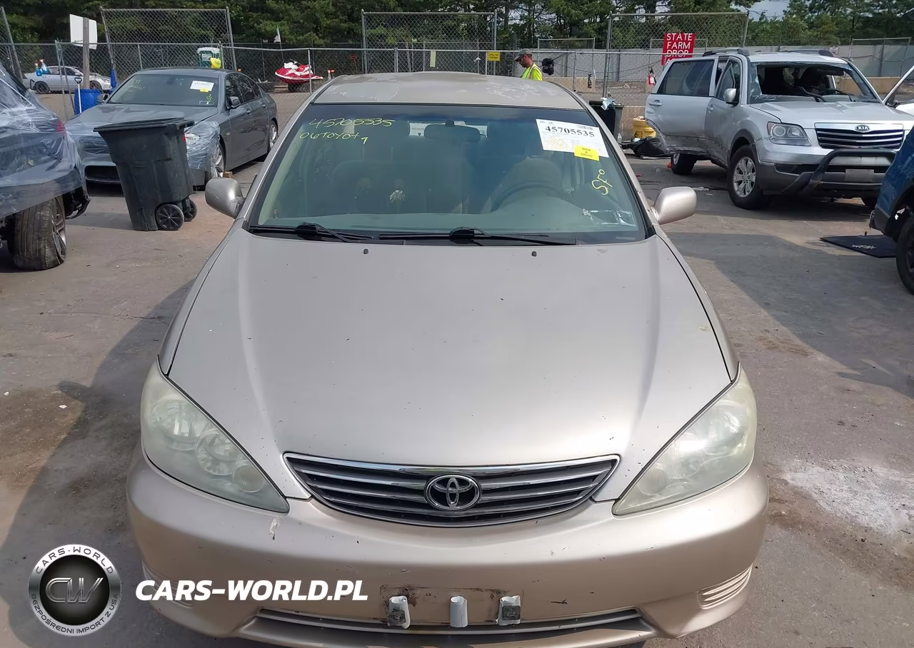 2006 Toyota Camry Le VIN:4T1BE32K06U117651 - 11
