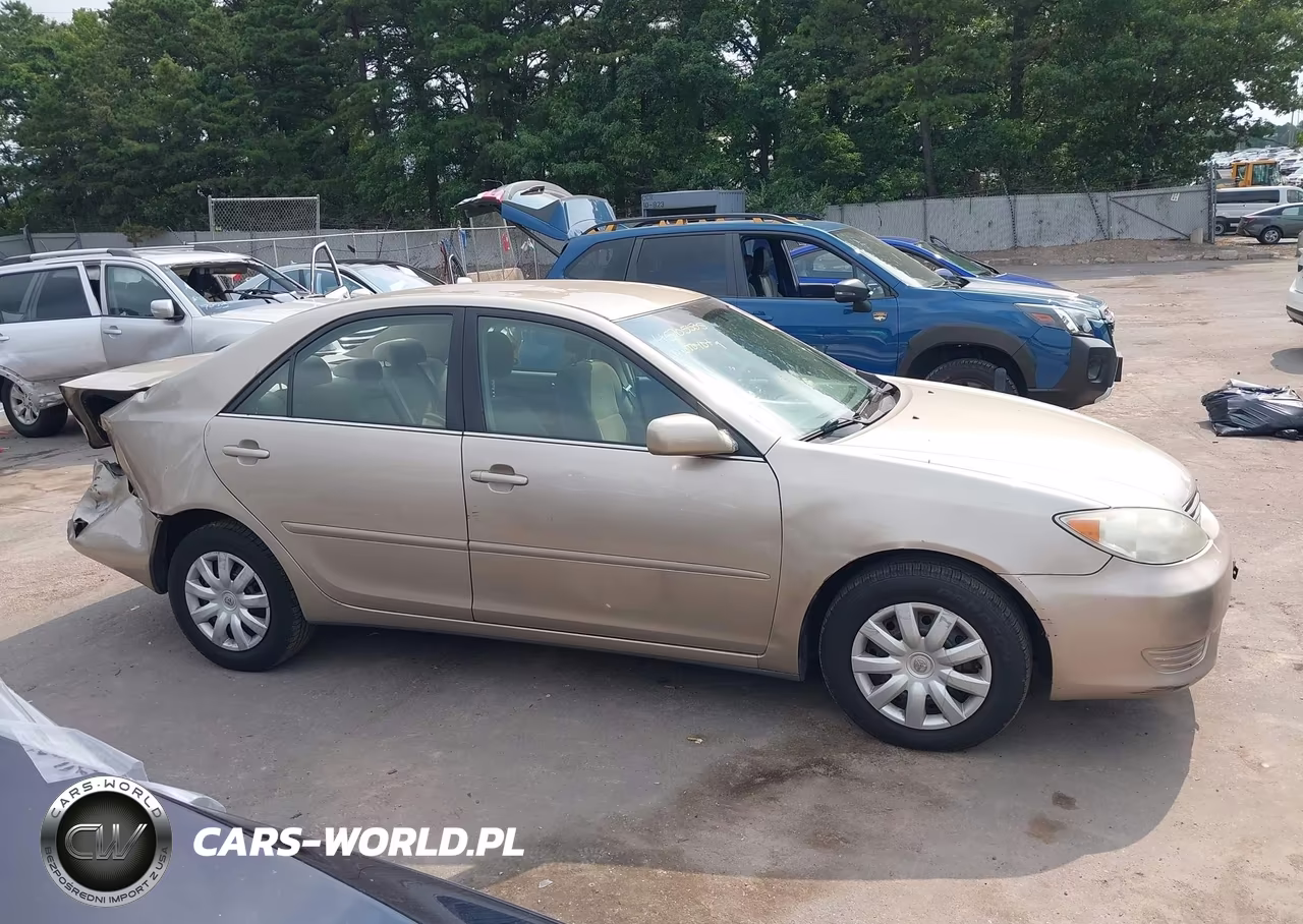 2006 Toyota Camry Le VIN:4T1BE32K06U117651 - 12