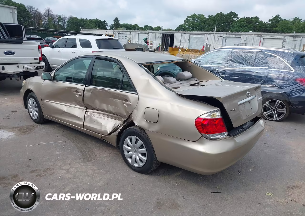 2006 Toyota Camry Le VIN:4T1BE32K06U117651 - 3