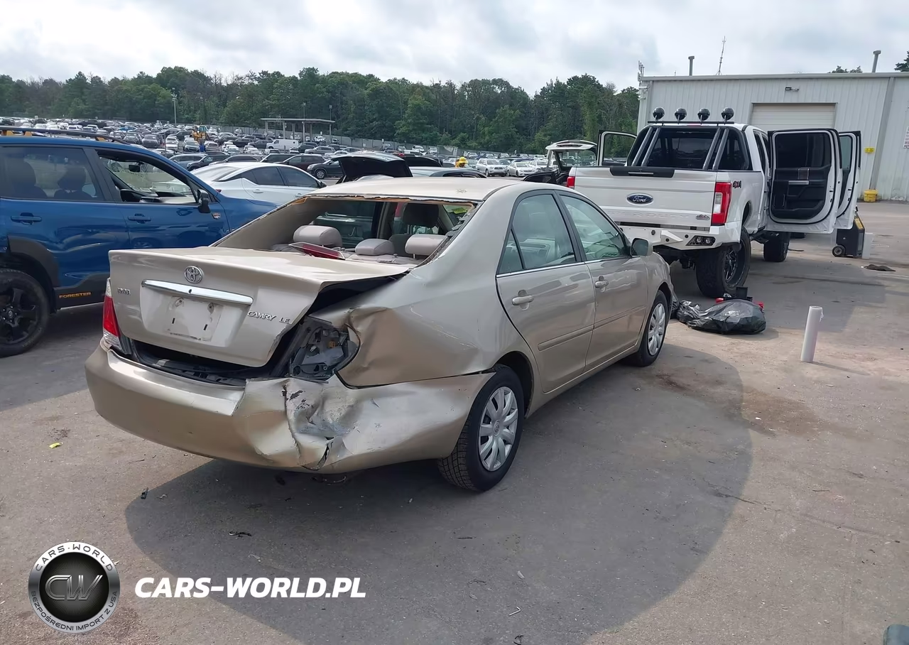 2006 Toyota Camry Le VIN:4T1BE32K06U117651 - 4