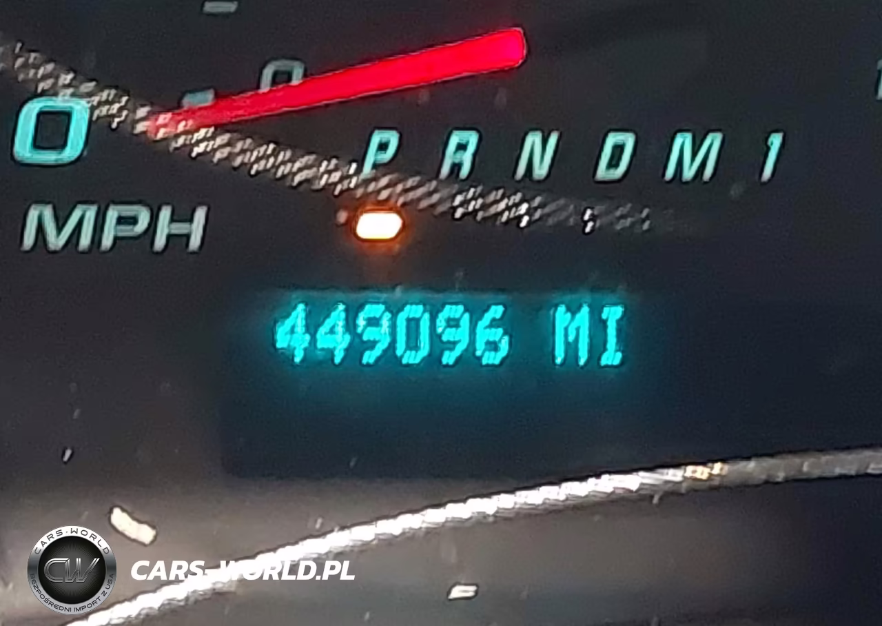2010 Chevrolet Express 2500 Work Van VIN:1GCZGGAAXA1183101 - 16