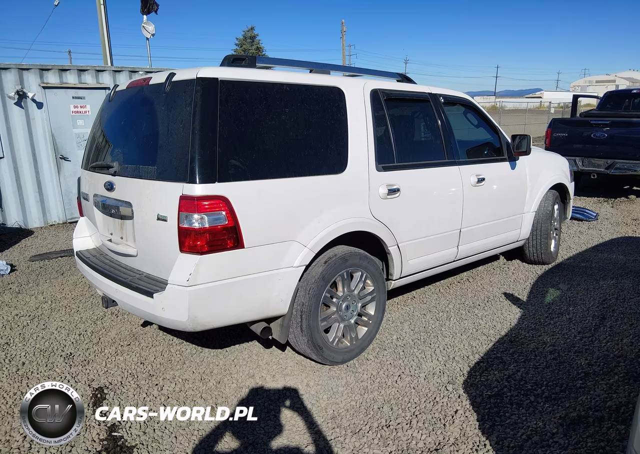 2011 Ford Expedition Limited VIN:1FMJU2A55BEF13051 - 4