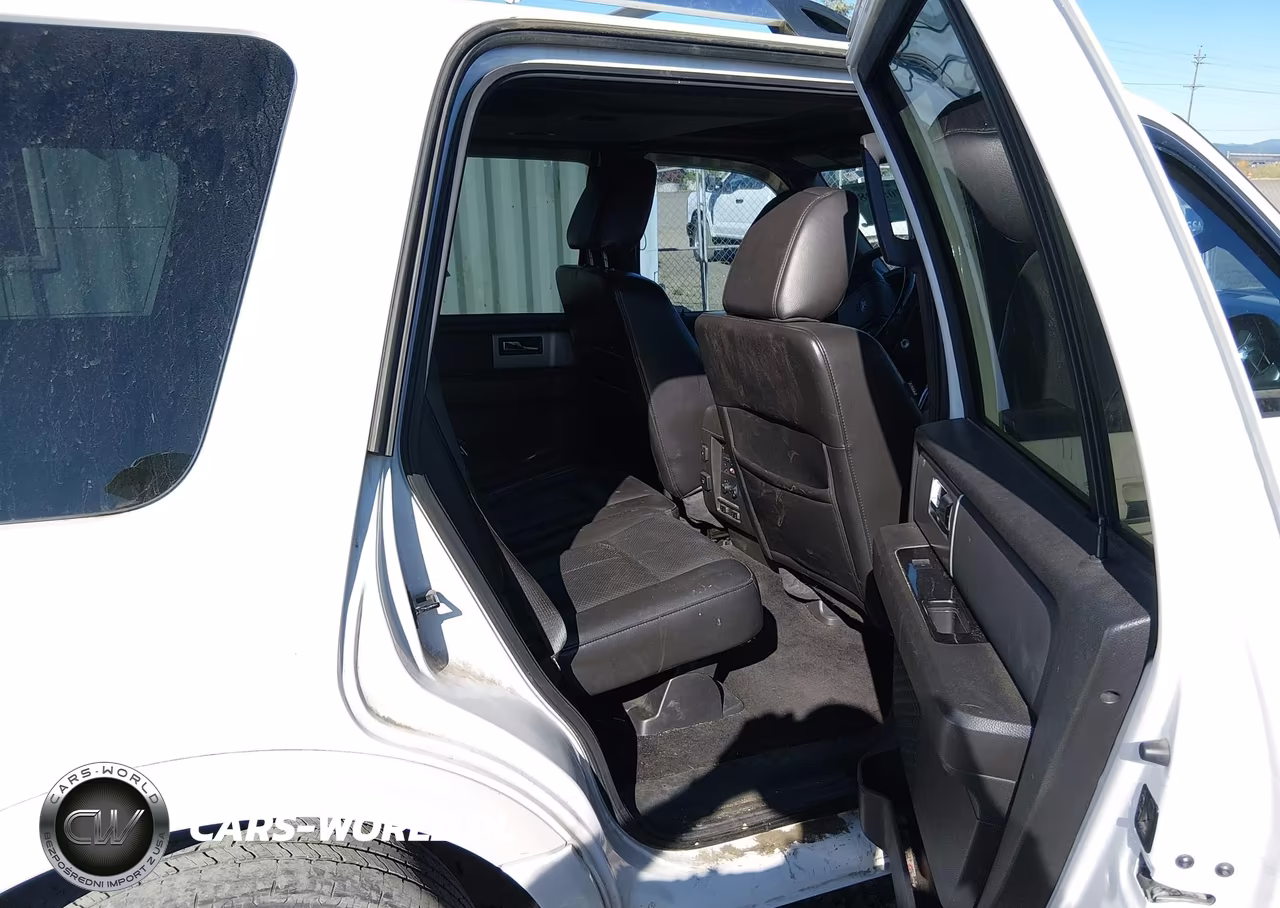 2011 Ford Expedition Limited VIN:1FMJU2A55BEF13051 - 8