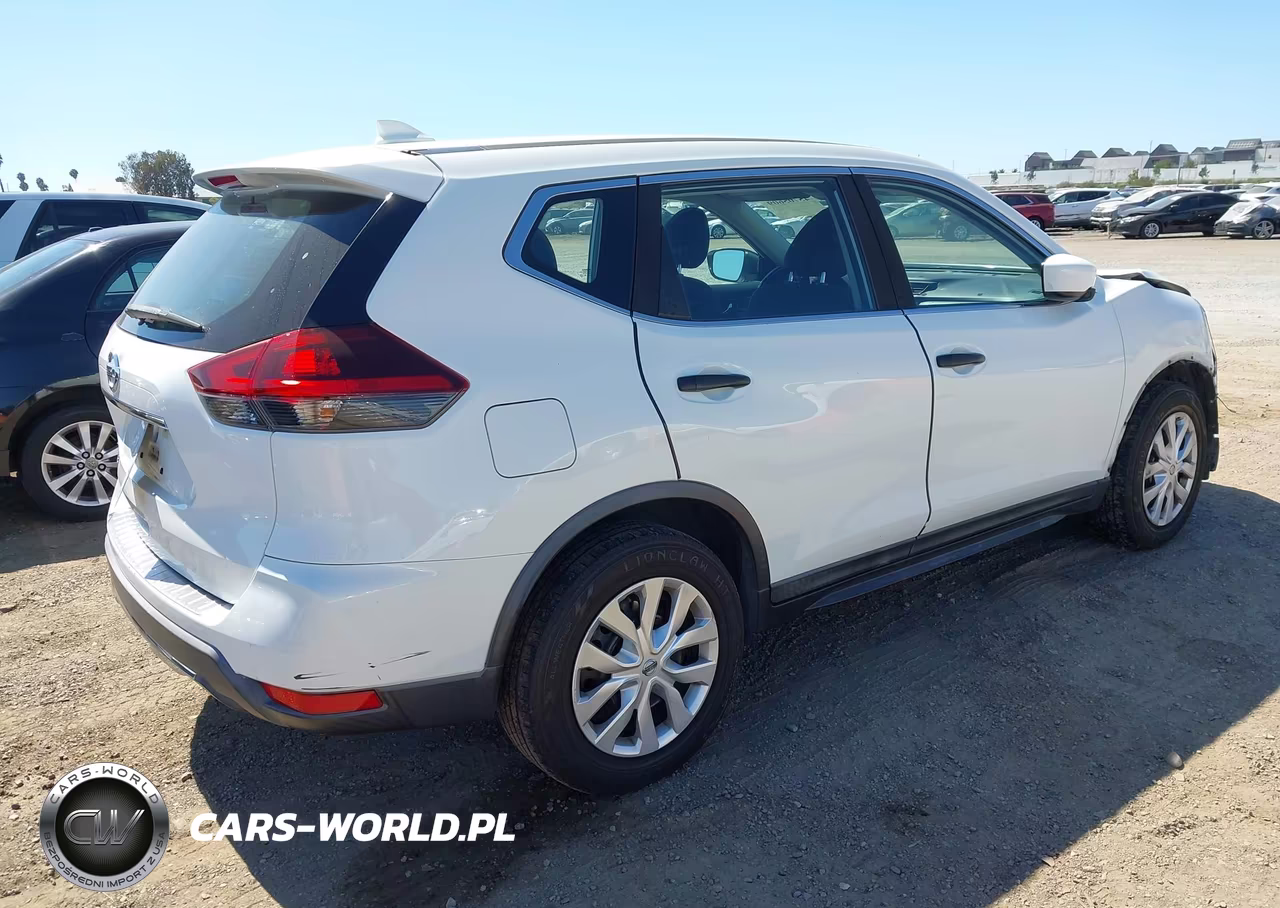 2018 Nissan Rogue S VIN:KNMAT2MT5JP539153 - 4