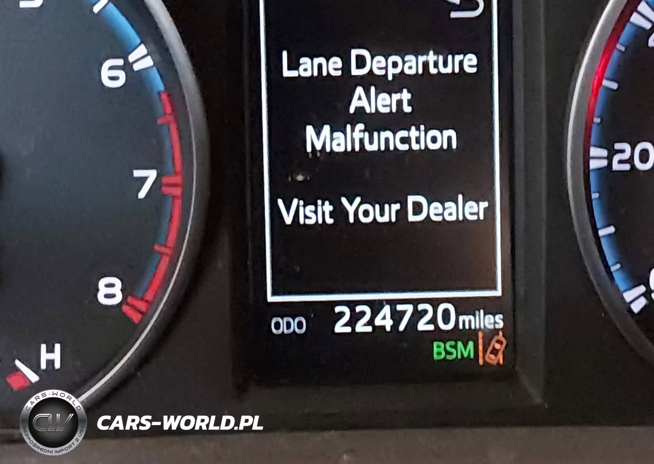 2018 Toyota Rav4 Xle VIN:JTMWFREV9JJ190975 - 16