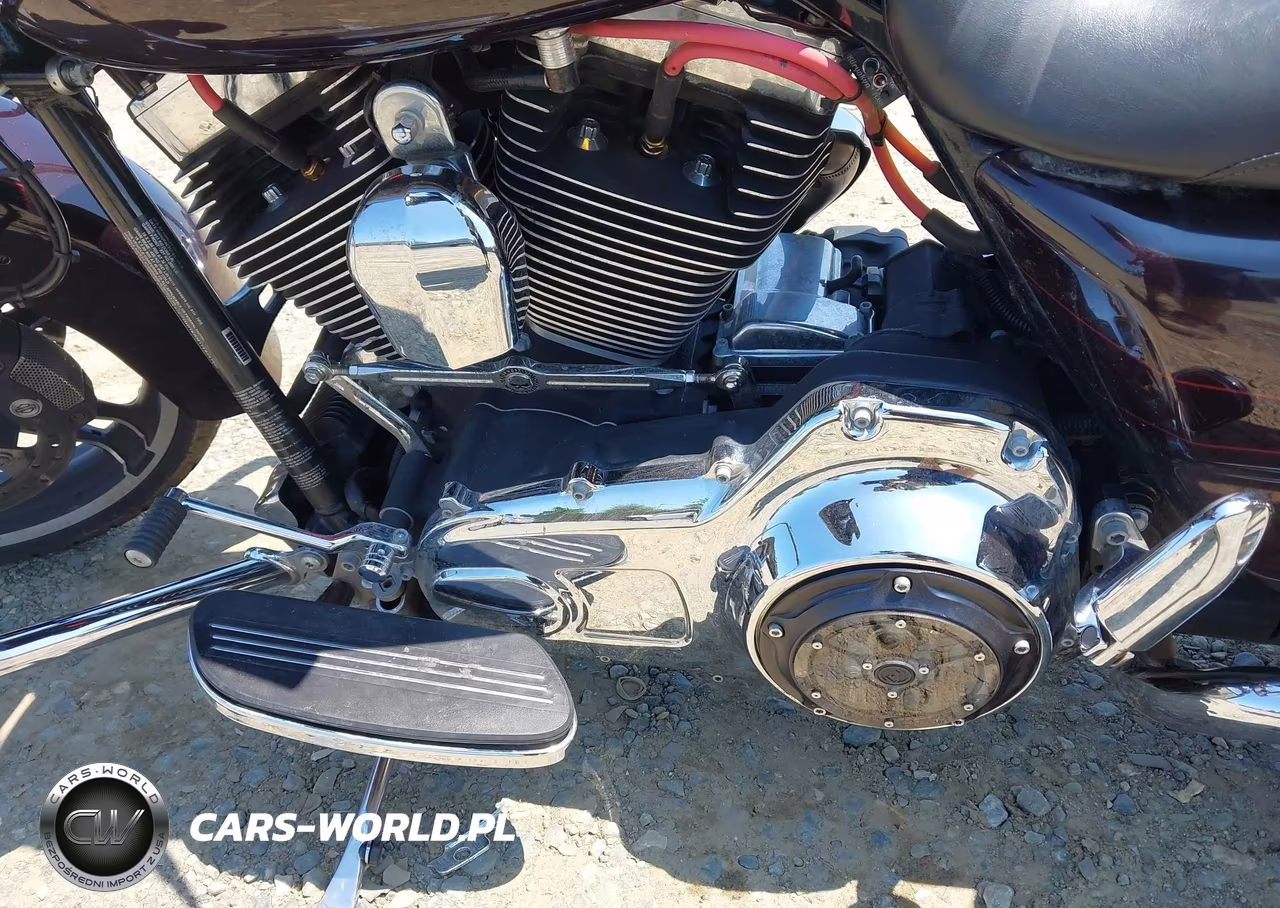 2014 Harley-Davidson Flhxs Street Glide Special VIN:1HD1KRM17EB667955 - 9