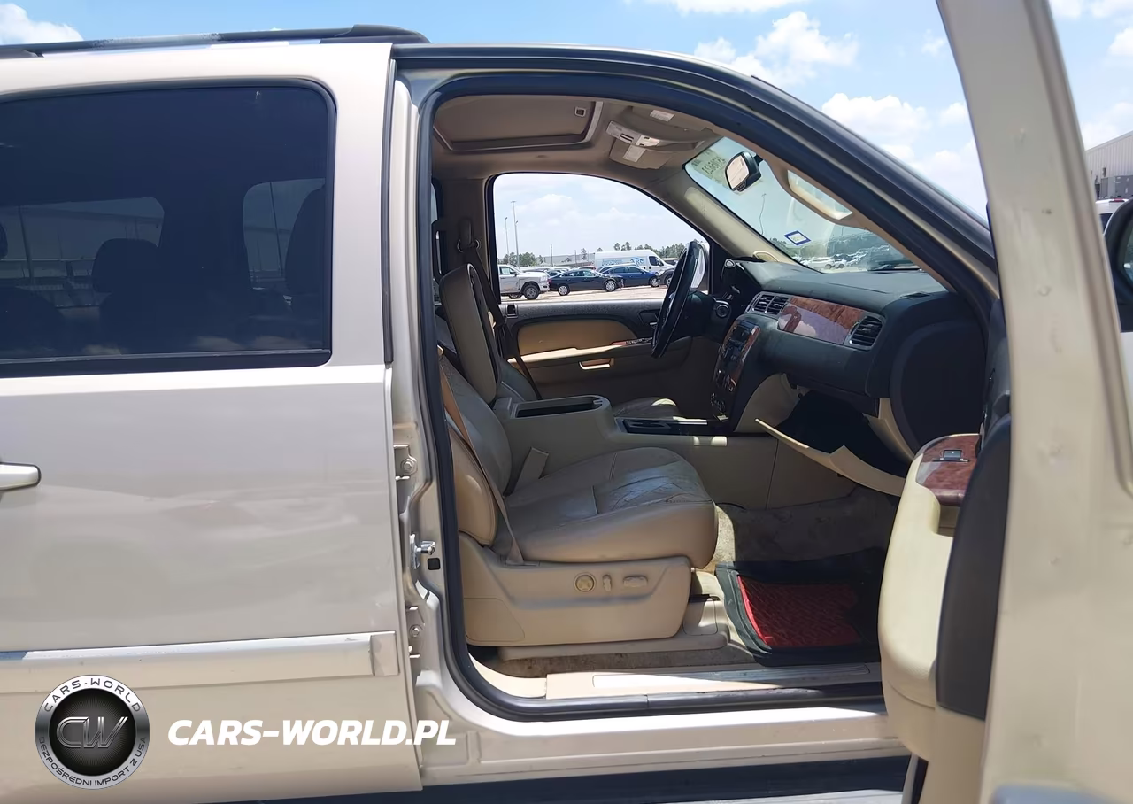 2007 Chevrolet Suburban Lt VIN:1GNFK16337J173115 - 5
