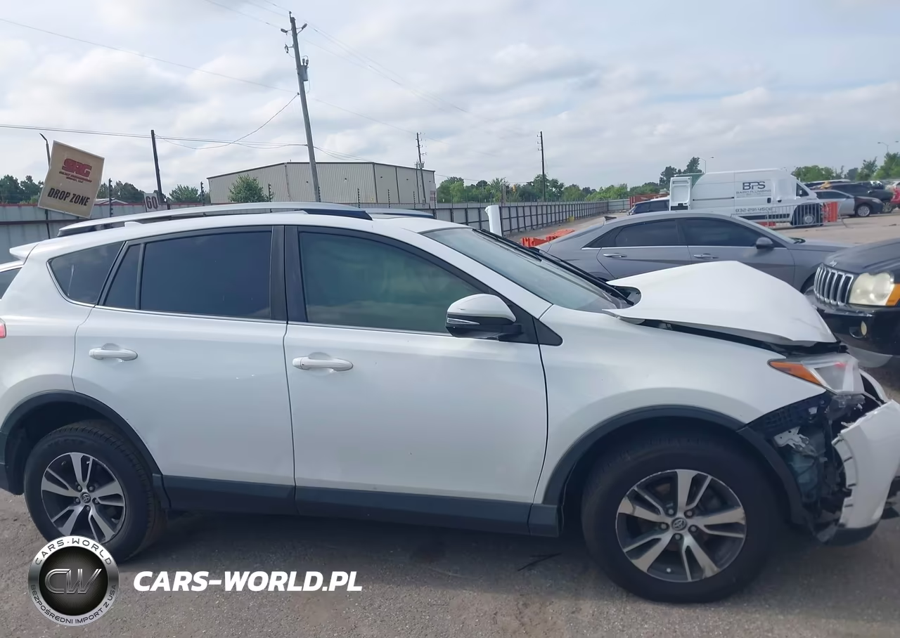 2017 Toyota Rav4 Xle VIN:JTMWFREV3HD103001 - 13