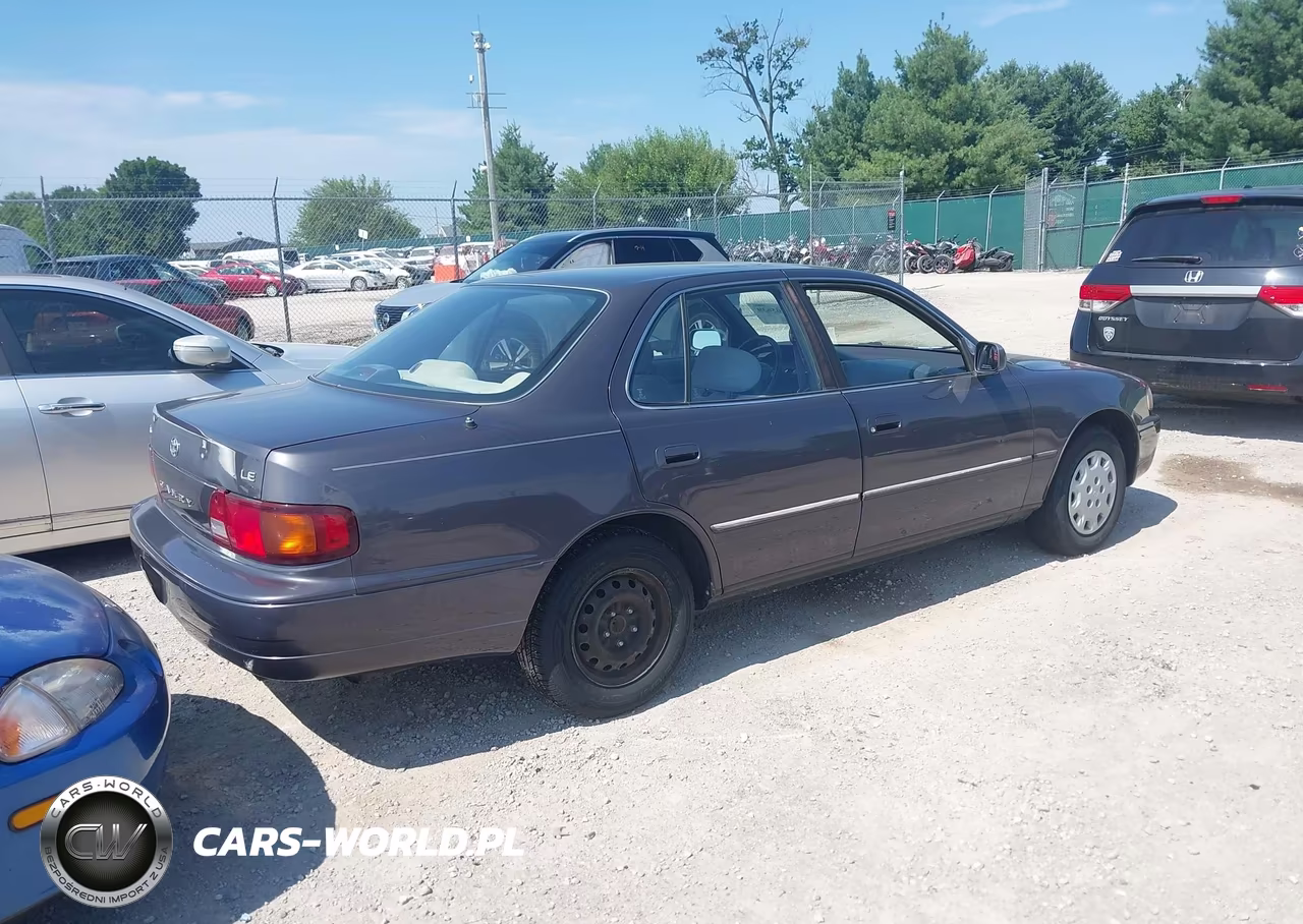1996 Toyota Camry Dx-Le-Xle VIN:4T1BG12K9TU951069 - 4