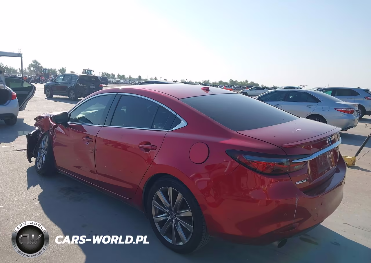 2018 Mazda Mazda6 Signature VIN:JM1GL1XY0J1306523 - 3