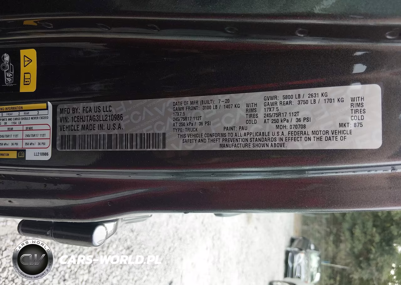 2020 Jeep Gladiator Sport S 4X4 VIN:1C6HJTAG3LL210986 - 9