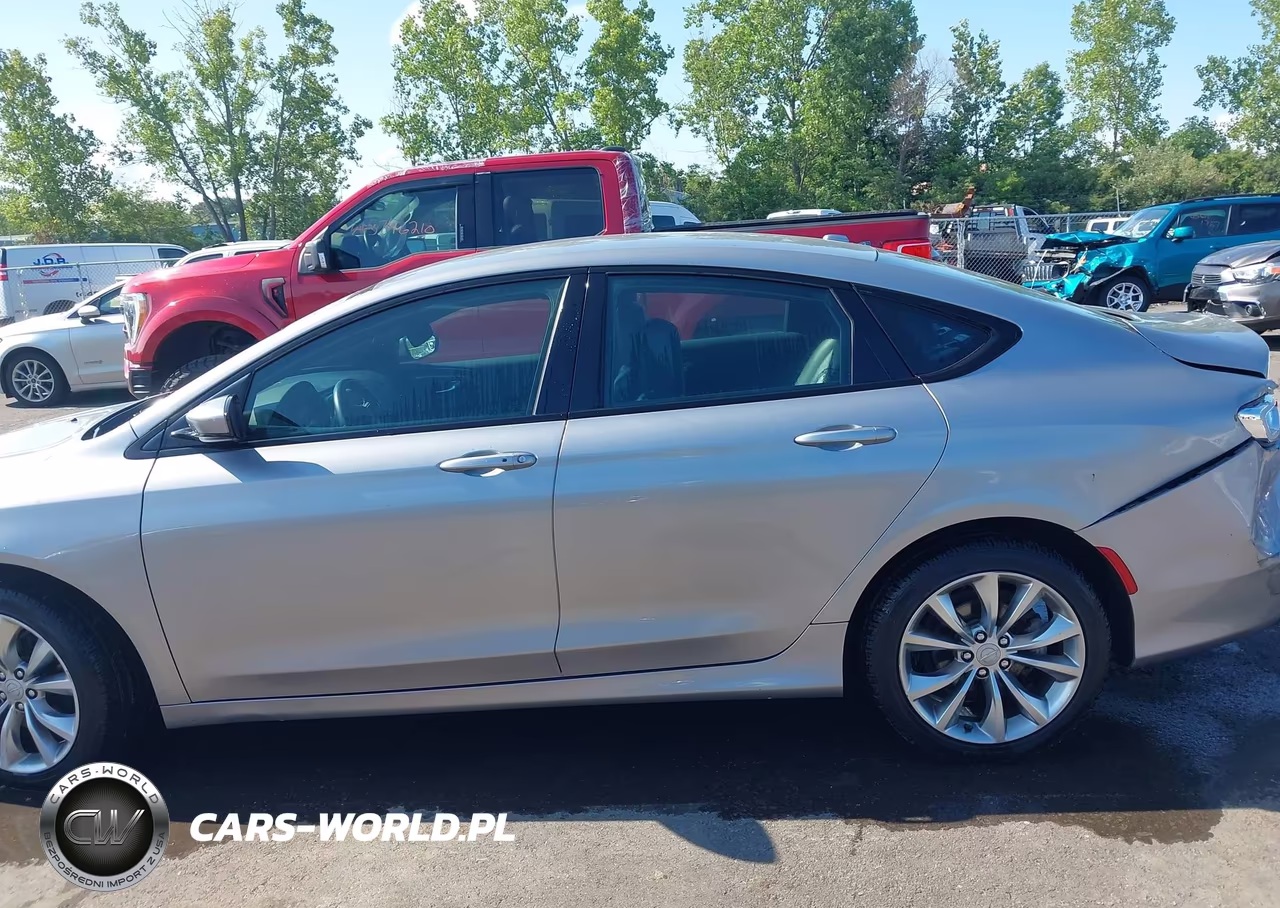 2015 Chrysler 200 S VIN:1C3CCCBB3FN737441 - 14