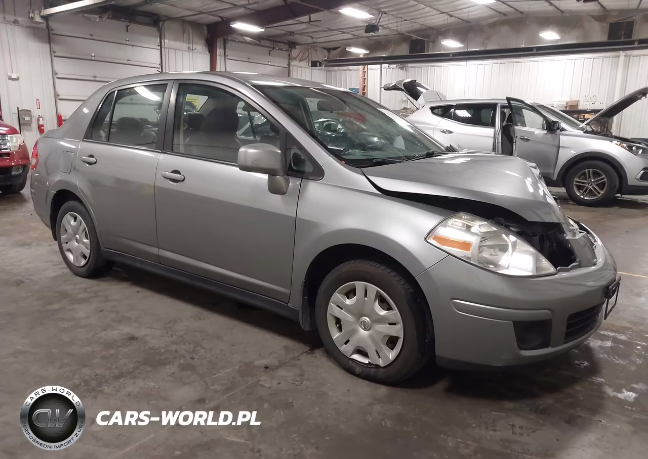 2011 Nissan Versa 1.8S