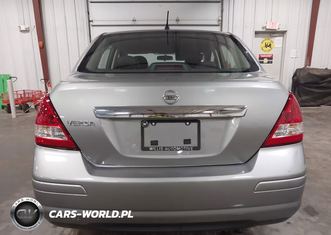 2011 Nissan Versa 1.8S VIN:3N1BC1AP4BL423318 - 16