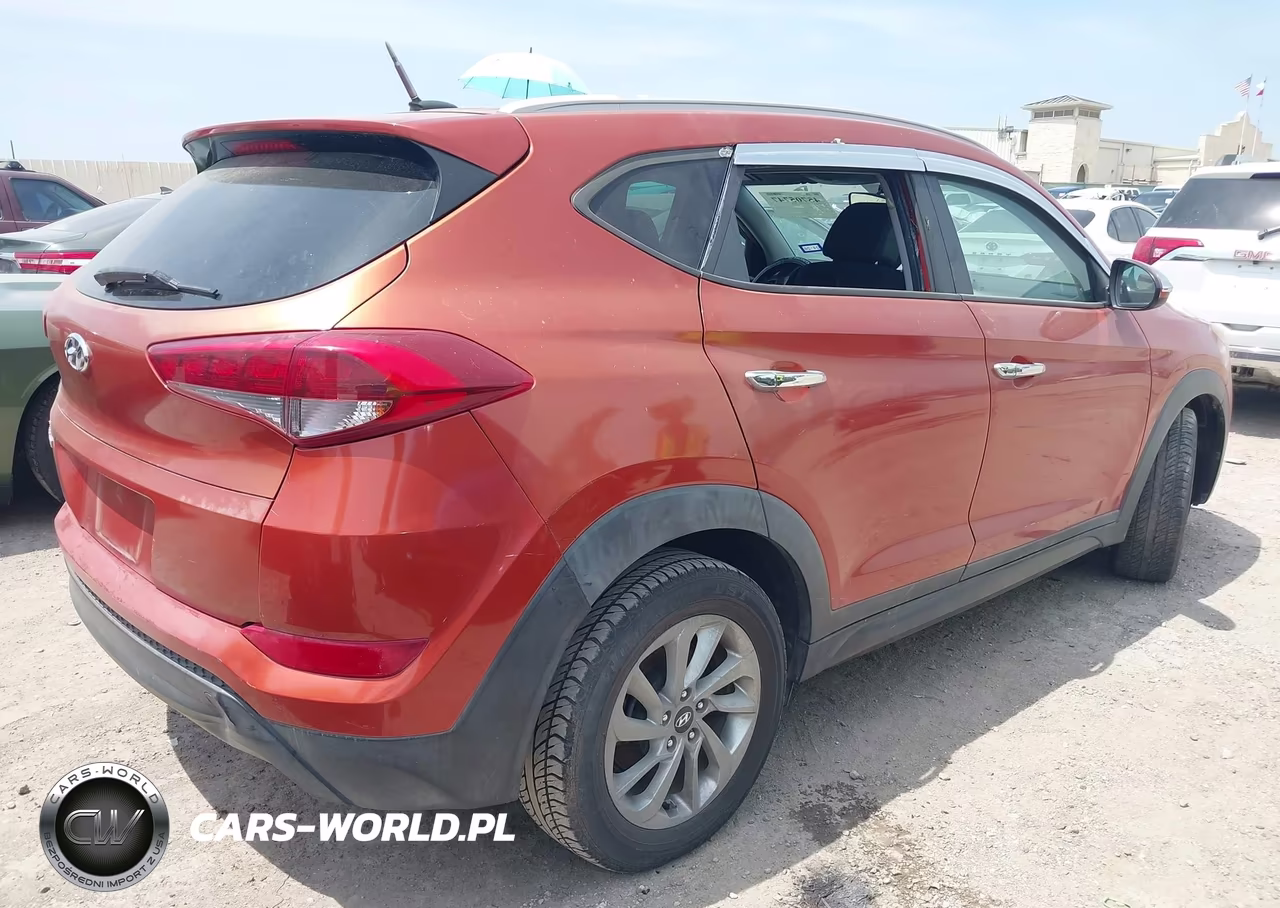 2016 Hyundai Tucson Se VIN:KM8J33A40GU059109 - 4