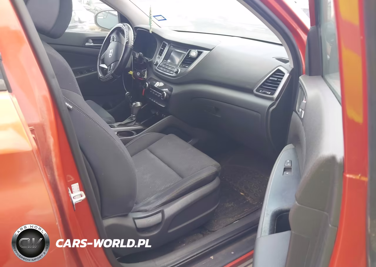 2016 Hyundai Tucson Se VIN:KM8J33A40GU059109 - 5