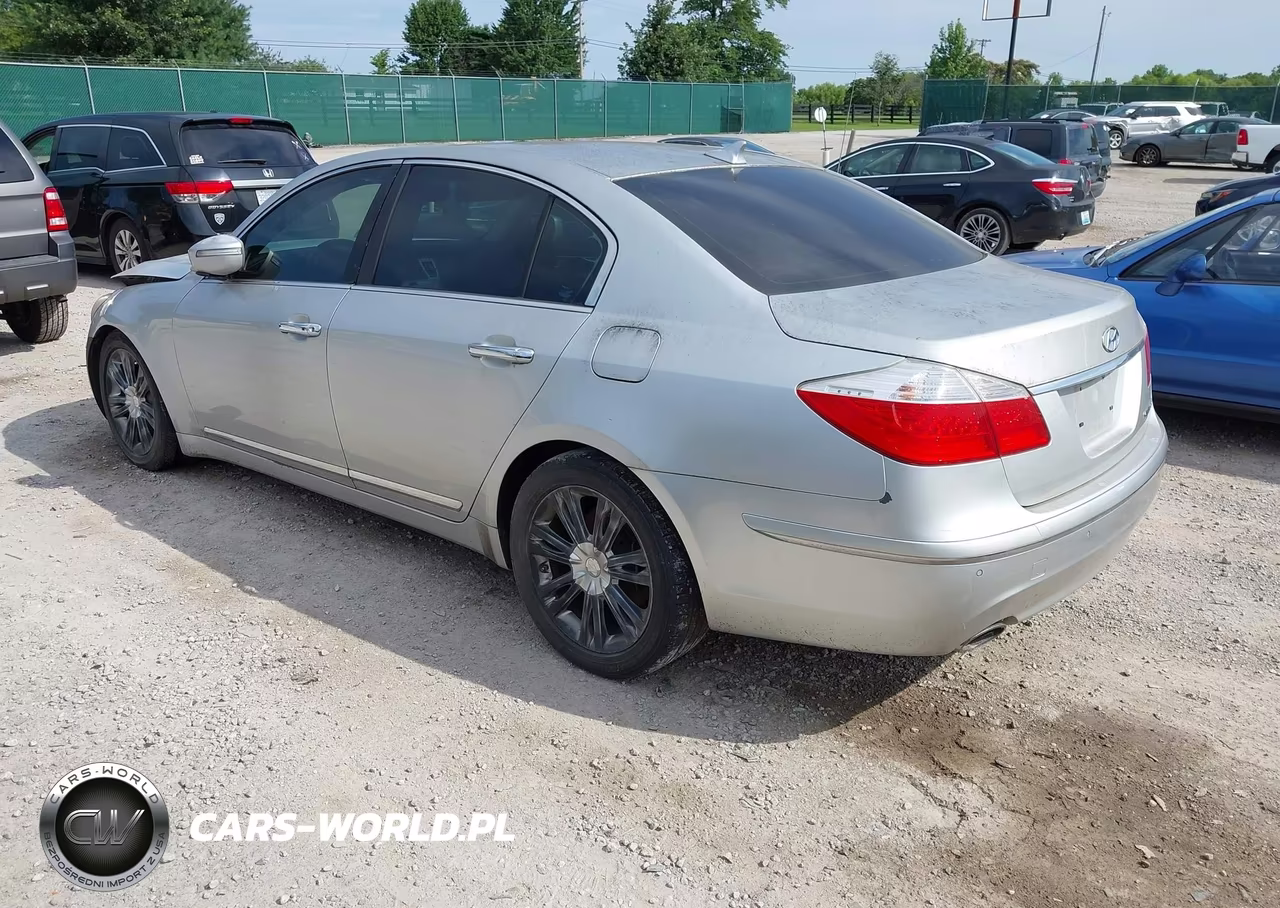 2009 Hyundai Genesis 4.6 VIN:KMHGC46F49U062611 - 3