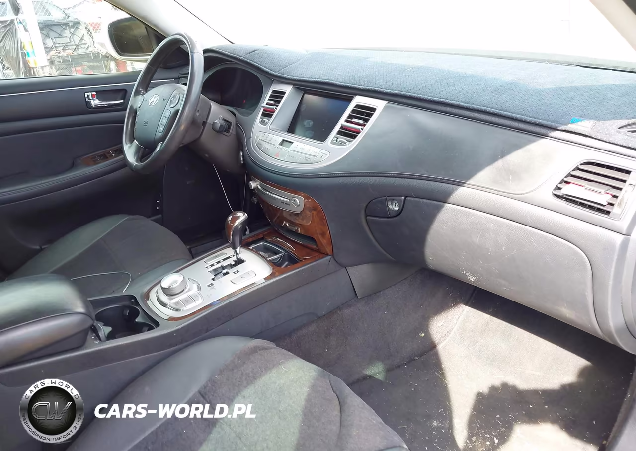2009 Hyundai Genesis 4.6 VIN:KMHGC46F49U062611 - 5