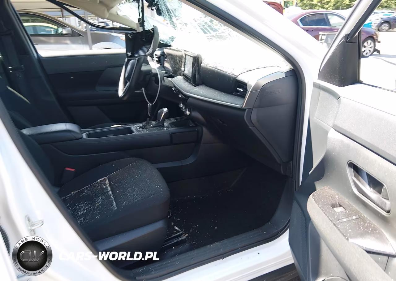 2025 Nissan Kicks S Intelligent Awd VIN:3N8AP6BB8SL305659 - 5