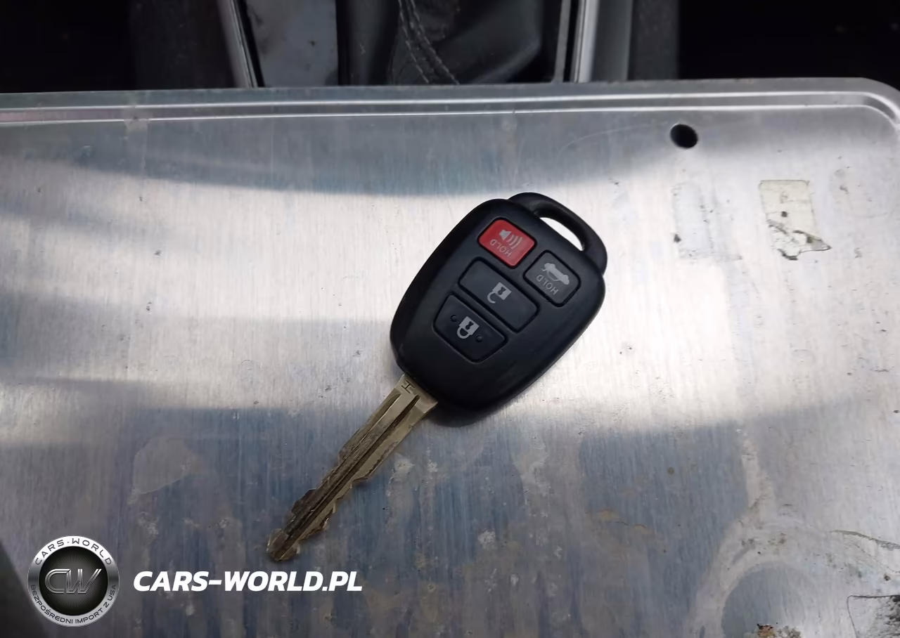 2015 Toyota Corolla S Plus VIN:2T1BURHE2FC339990 - 11