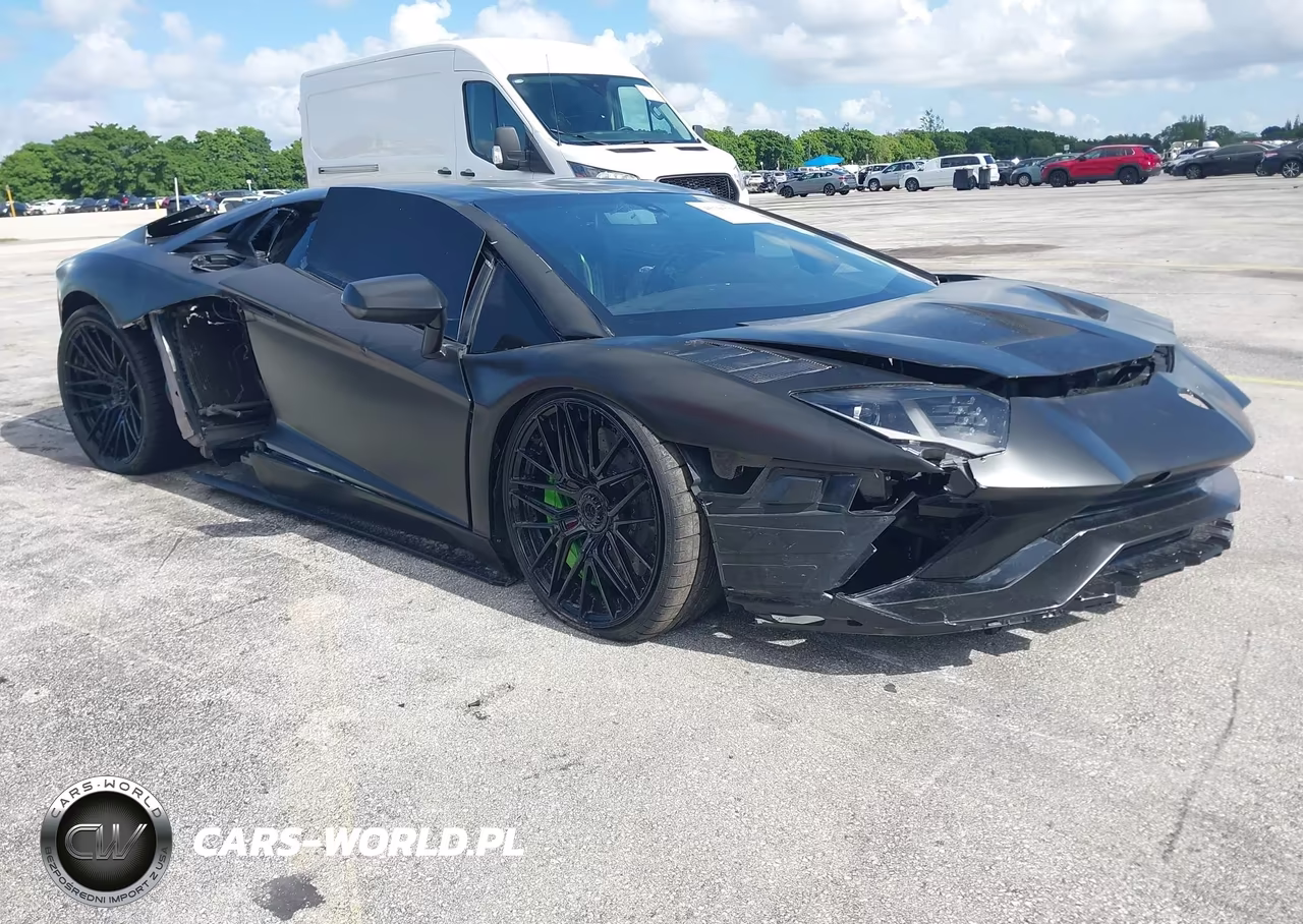 2018 Lamborghini Aventador S VIN:ZHWUG4ZD5JLA06879 - 1