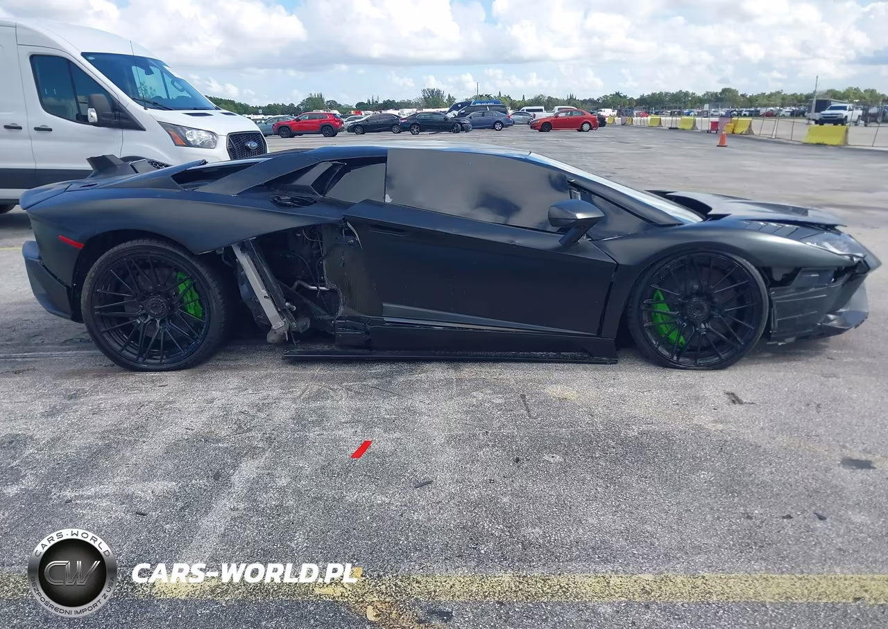 2018 Lamborghini Aventador S VIN:ZHWUG4ZD5JLA06879 - 14