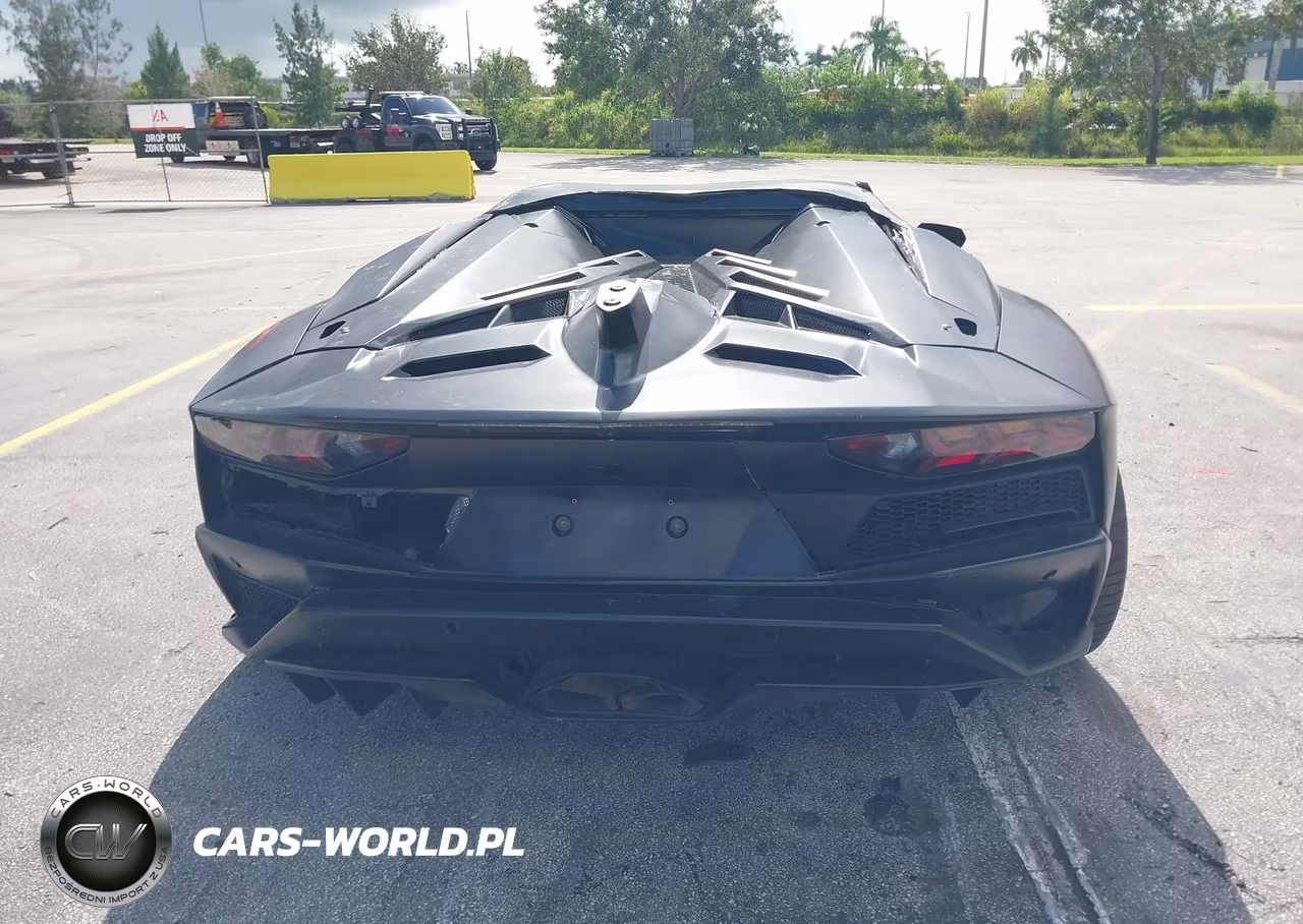 2018 Lamborghini Aventador S VIN:ZHWUG4ZD5JLA06879 - 17