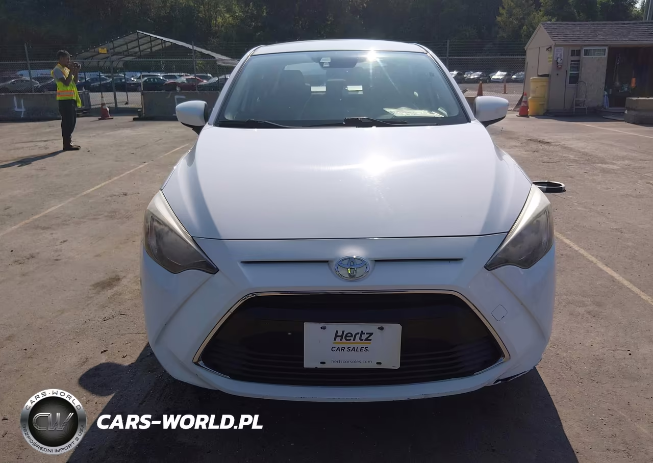 2018 Toyota Yaris Ia VIN:3MYDLBYV1JY329304 - 12