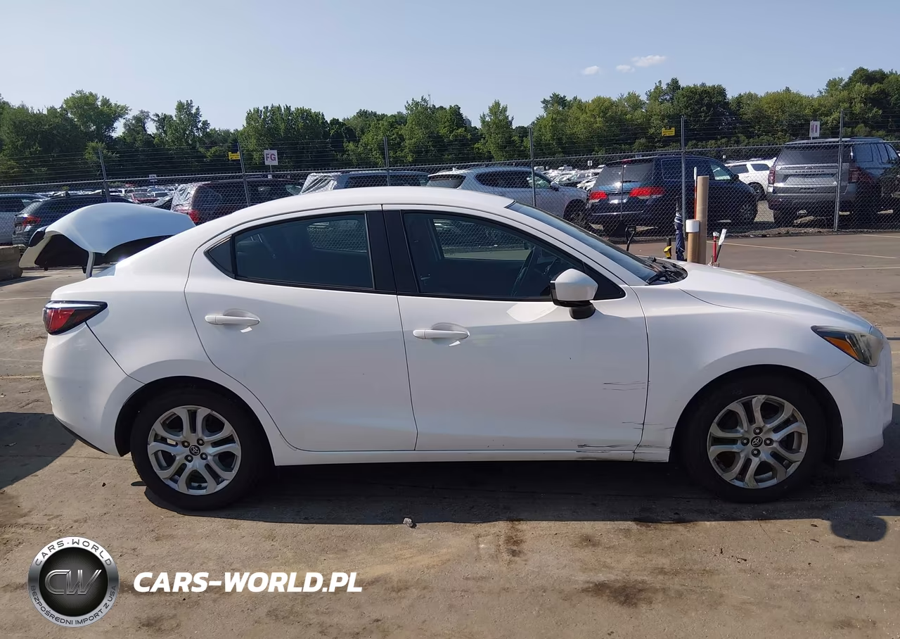 2018 Toyota Yaris Ia VIN:3MYDLBYV1JY329304 - 13