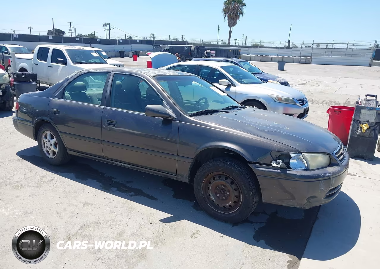 2001 Toyota Camry Ce VIN:4T1BG22K71U853418 - 1