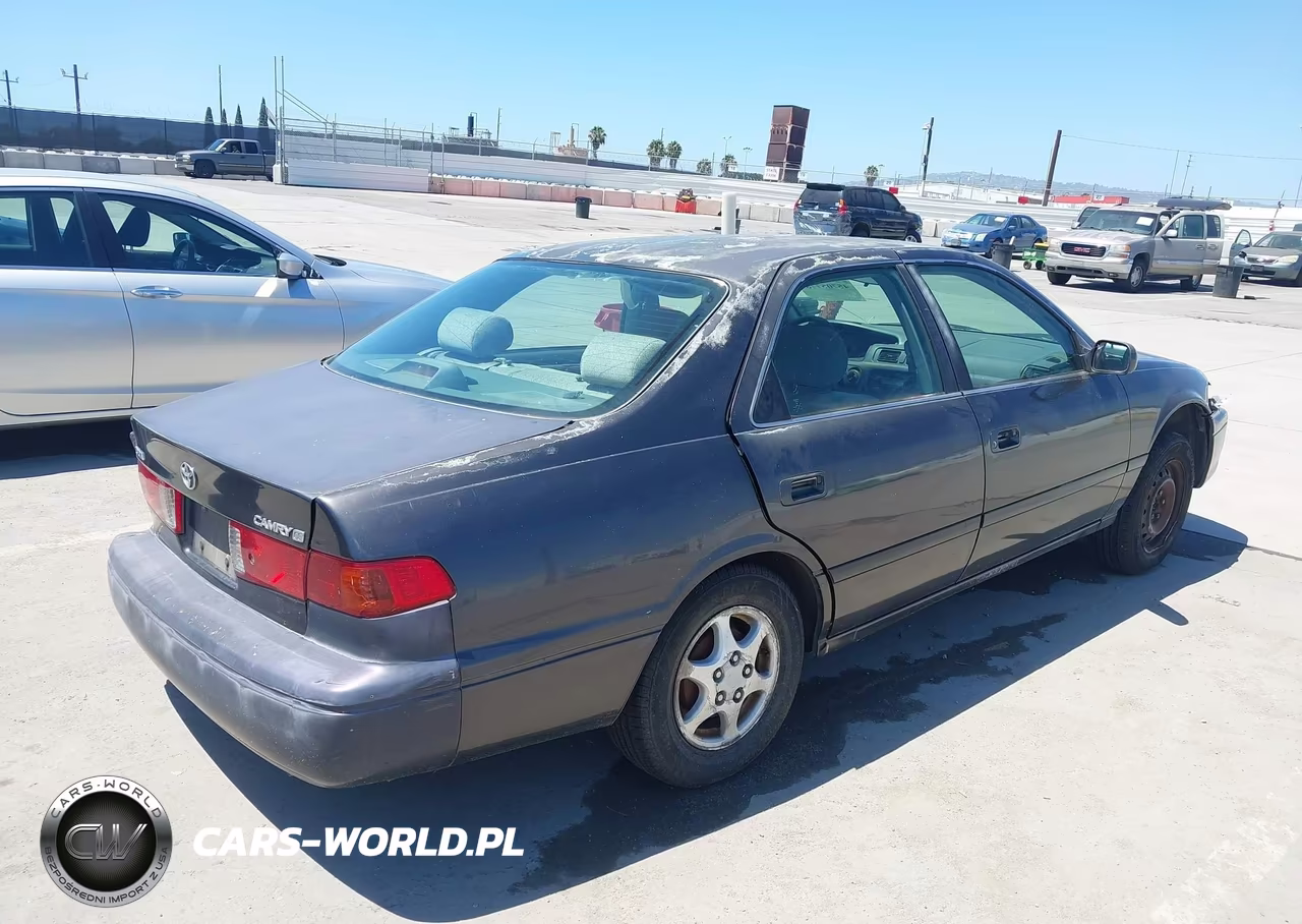 2001 Toyota Camry Ce VIN:4T1BG22K71U853418 - 4