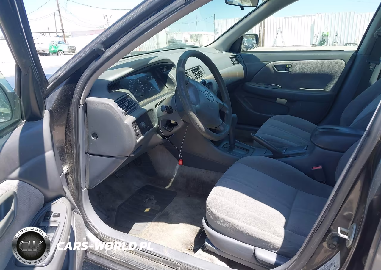2001 Toyota Camry Ce VIN:4T1BG22K71U853418 - 5