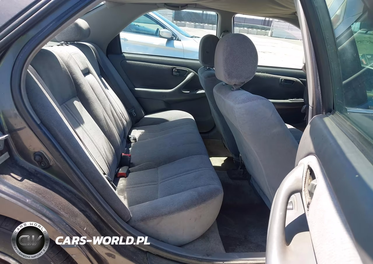 2001 Toyota Camry Ce VIN:4T1BG22K71U853418 - 8