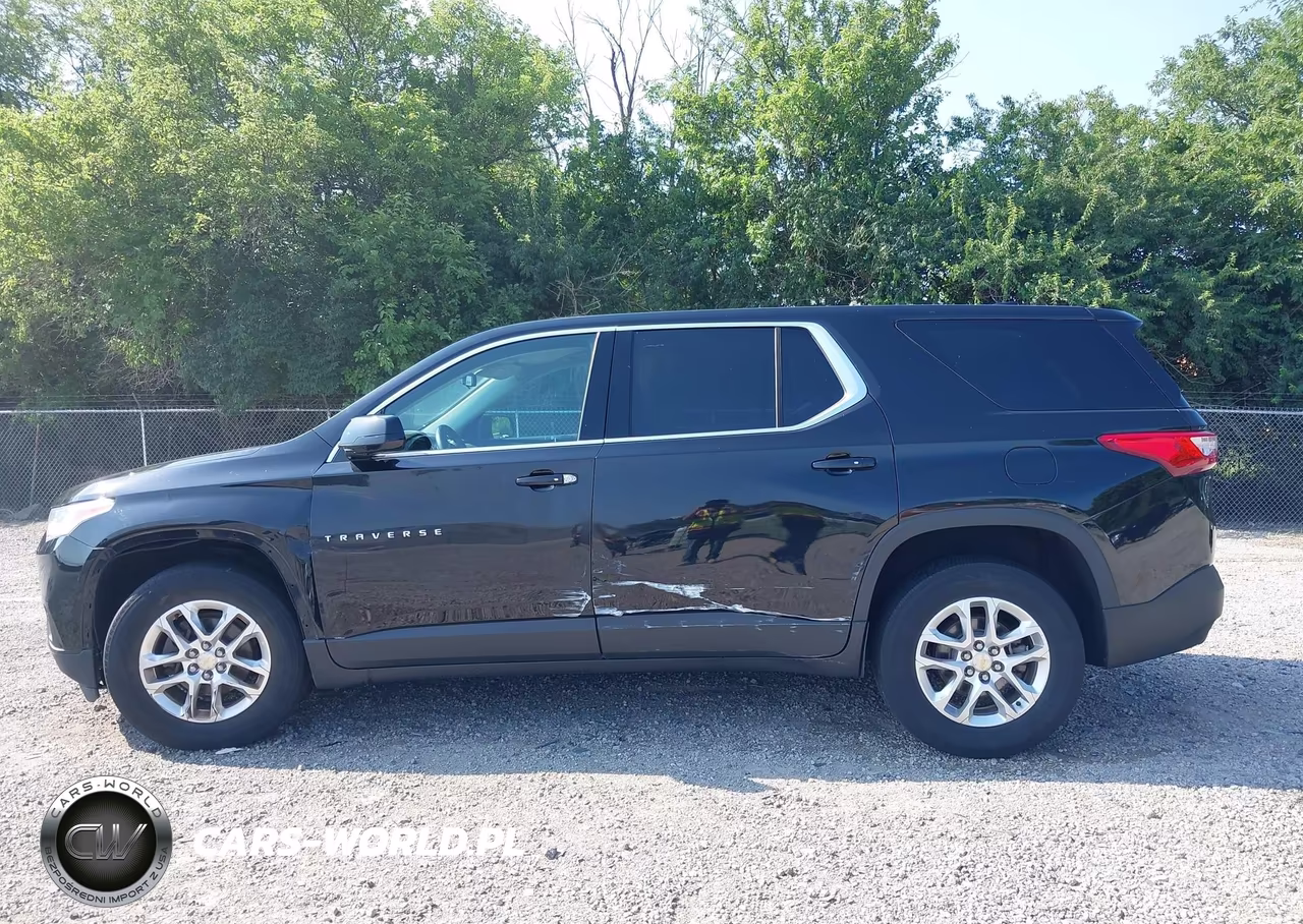 2018 Chevrolet Traverse Ls VIN:1GNERFKW7JJ117559 - 15