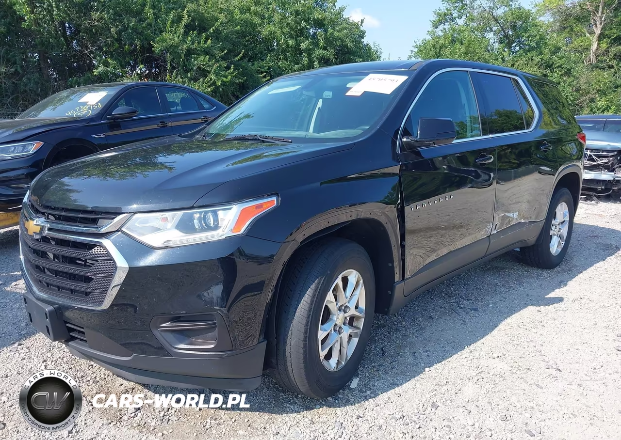 2018 Chevrolet Traverse Ls VIN:1GNERFKW7JJ117559 - 2