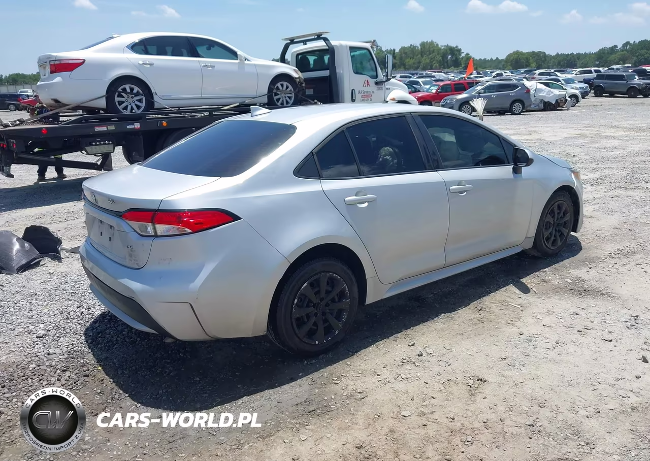 2020 Toyota Corolla Le VIN:5YFEPRAE2LP138830 - 4