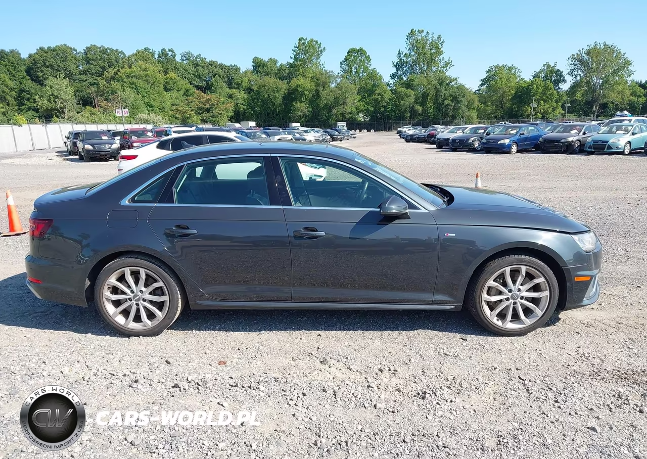 2019 Audi A4 45 Premium VIN:WAUDNAF4XKN013067 - 13