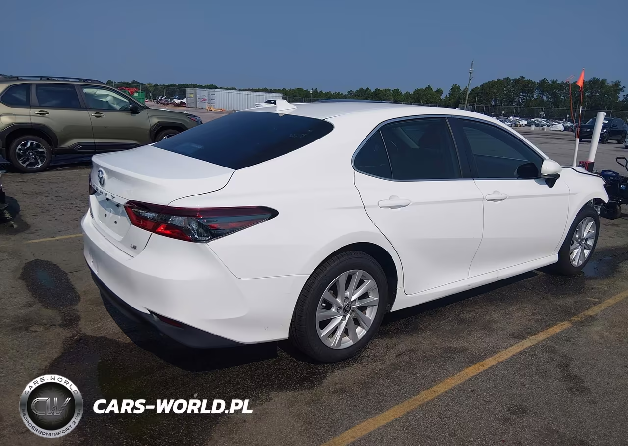 2024 Toyota Camry Le VIN:4T1C11AK5RU193439 - 4