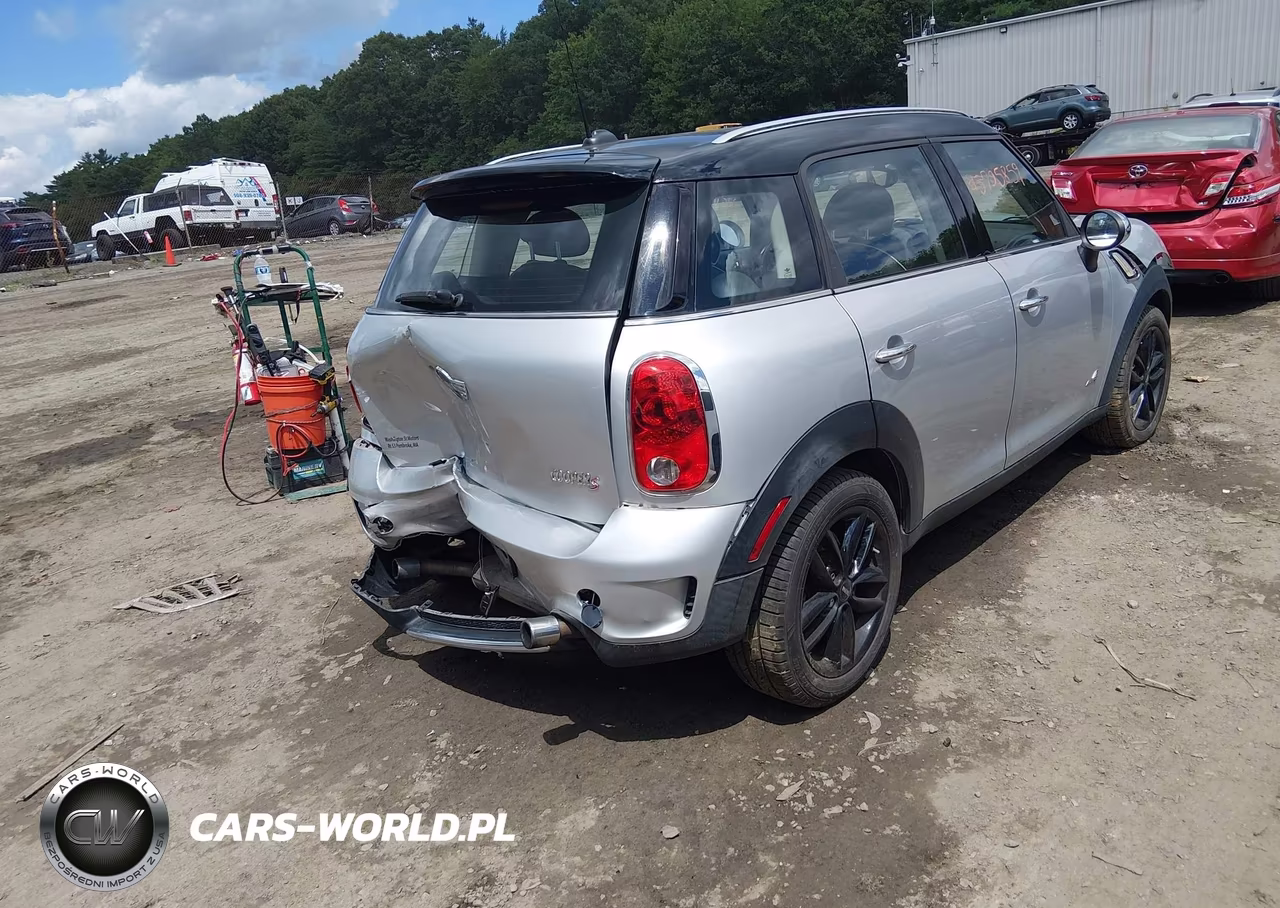 2011 Mini Cooper S Countryman VIN:WMWZC5C56BWL55173 - 4
