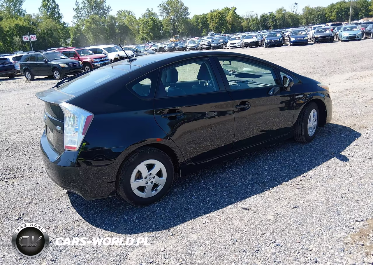 2010 Toyota Prius Iv VIN:JTDKN3DU9A0141420 - 4
