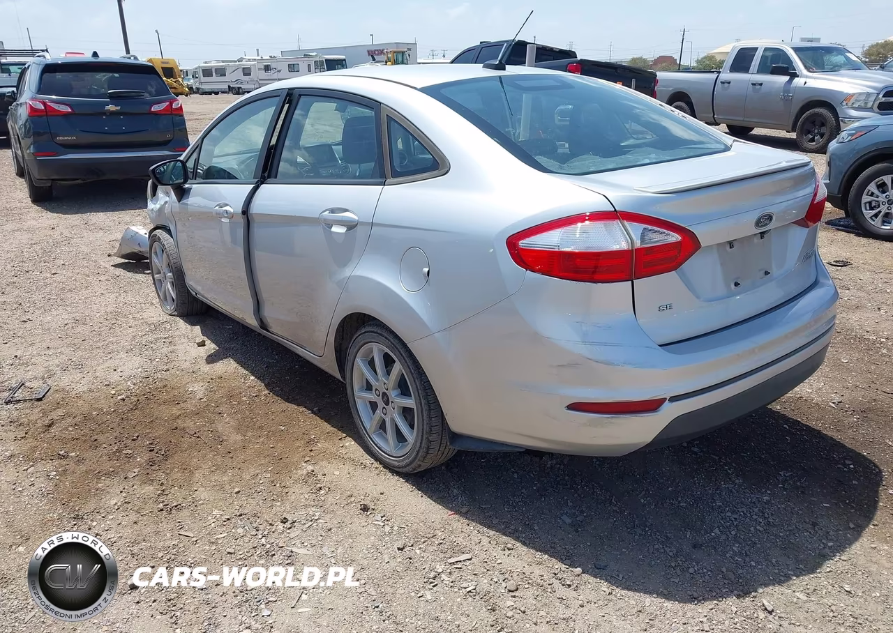2018 Ford Fiesta Se VIN:3FADP4BJ2JM134605 - 3