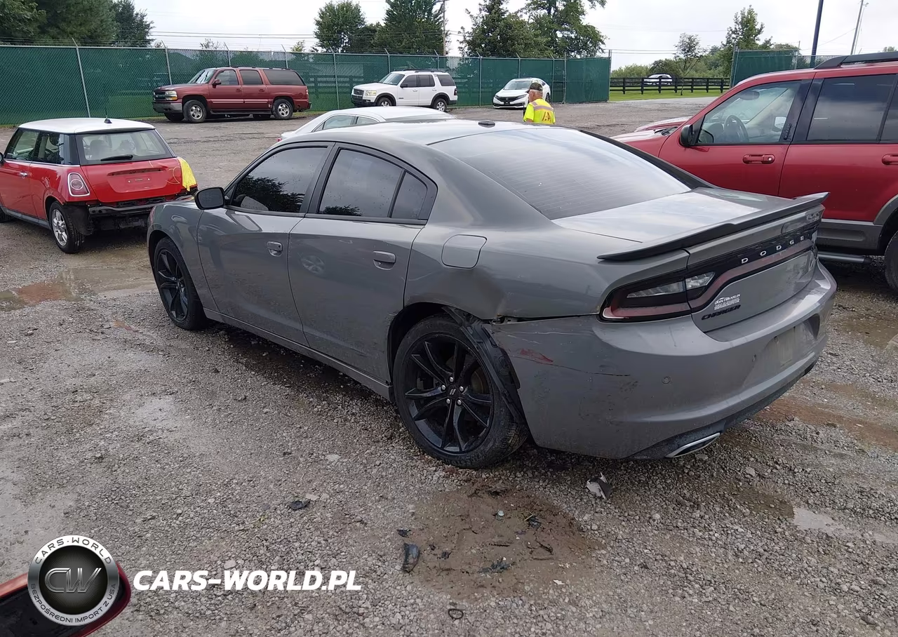 2018 Dodge Charger Sxt Rwd VIN:2C3CDXBG7JH126281 - 3