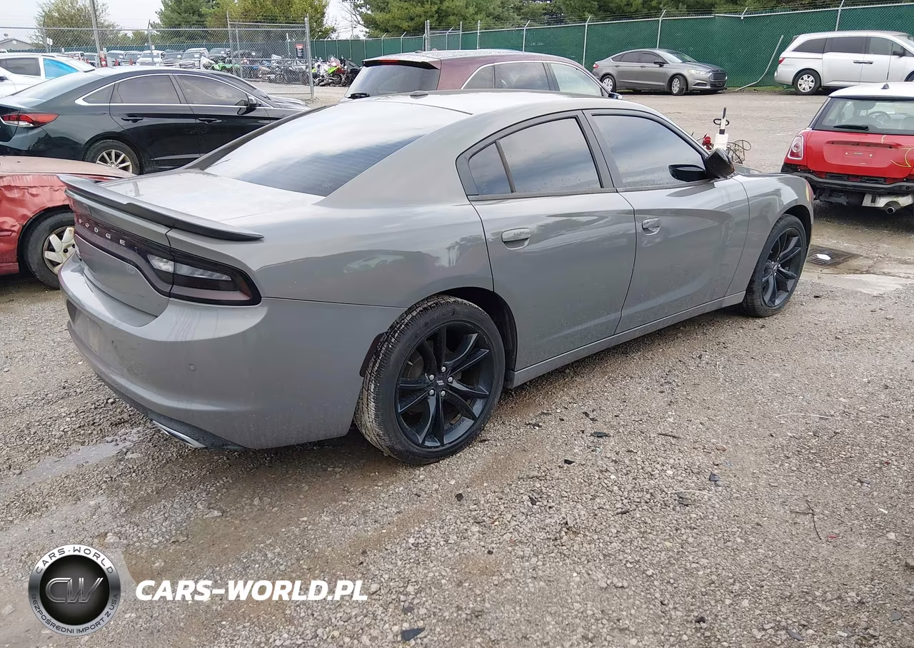 2018 Dodge Charger Sxt Rwd VIN:2C3CDXBG7JH126281 - 4